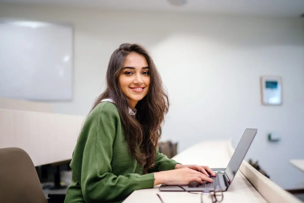 Service professionnel de rédaction de mémoire pour étudiants et chercheurs, offrant un accompagnement personnalisé